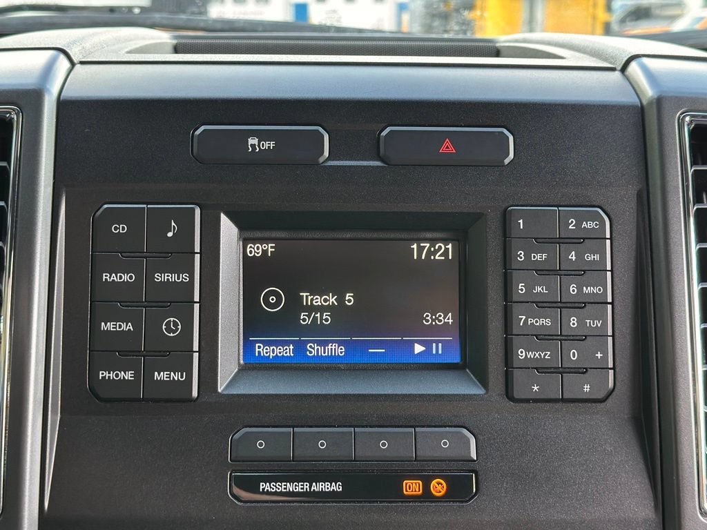 Used 2017 Ford F250 XLT w/ Snow Plow Prep Package AWD/4WD image 15