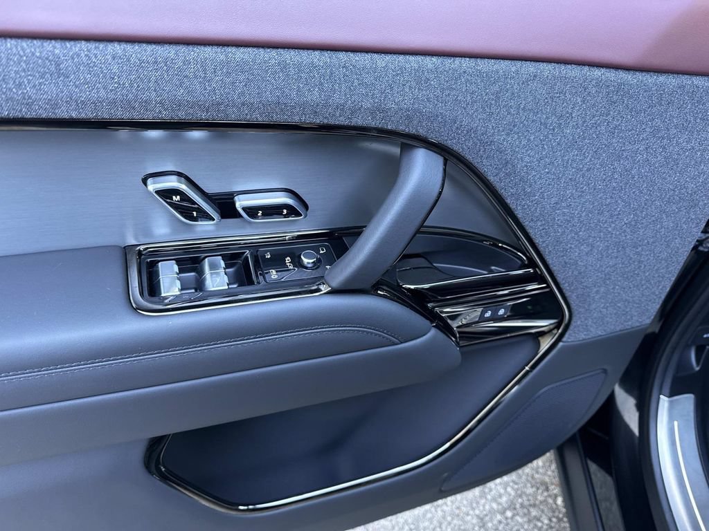 Certified 2025 Land Rover Range Rover Sport Dynamic SE AWD/4WD image 18