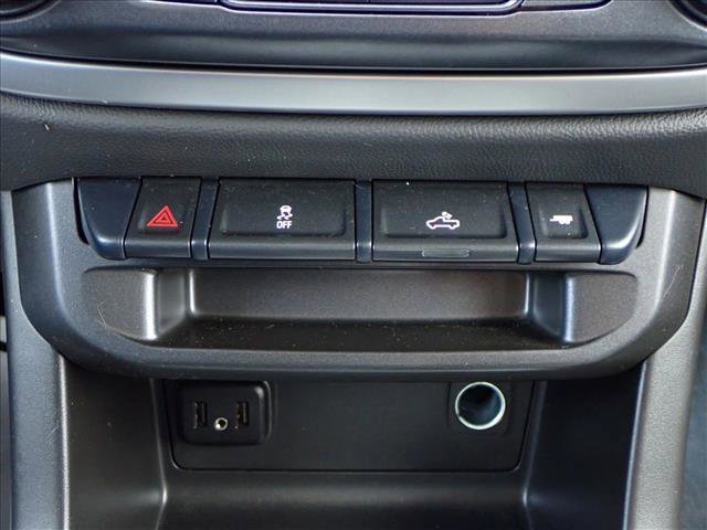 Used 2022 Chevrolet Colorado LT w/ LT Convenience Package image 17