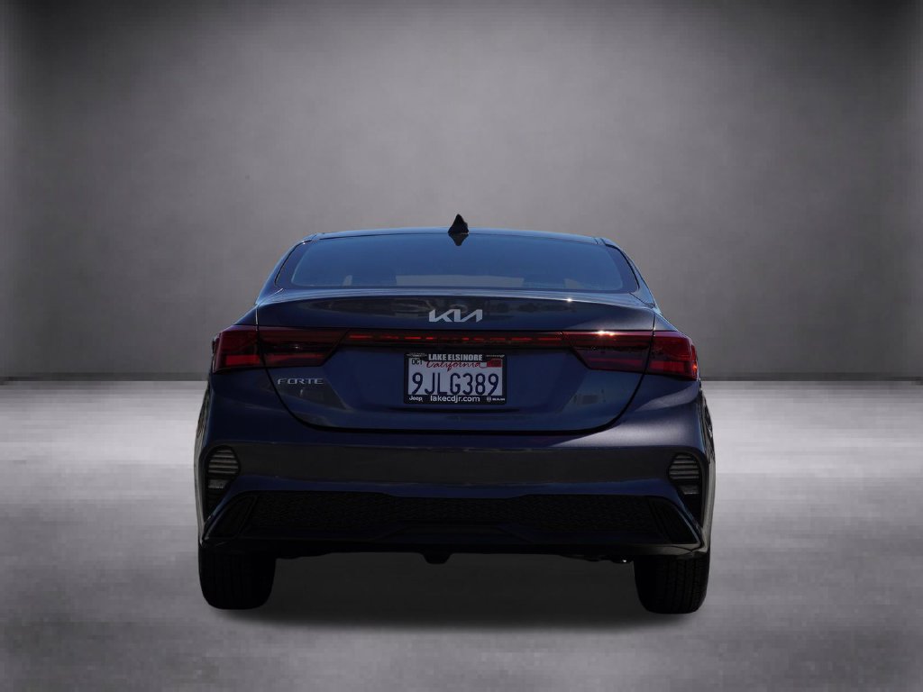 Used 2024 Kia Forte LXS w/ LXS Technology Package FWD image 6
