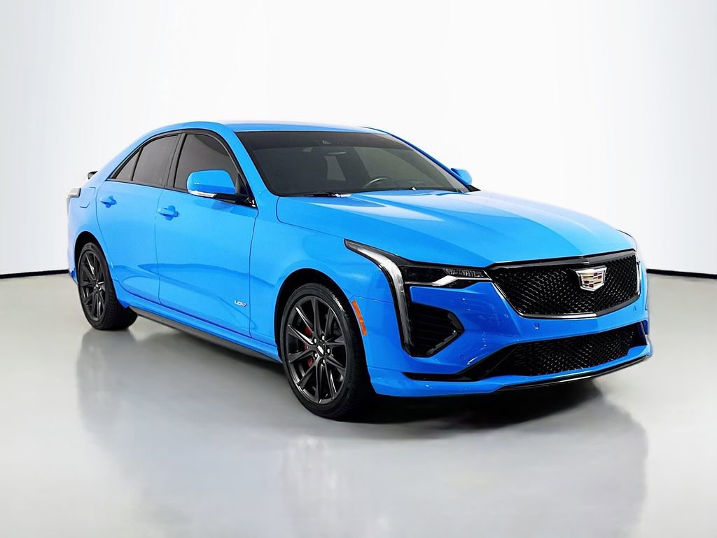 Used 2022 Cadillac CT4 V image 3