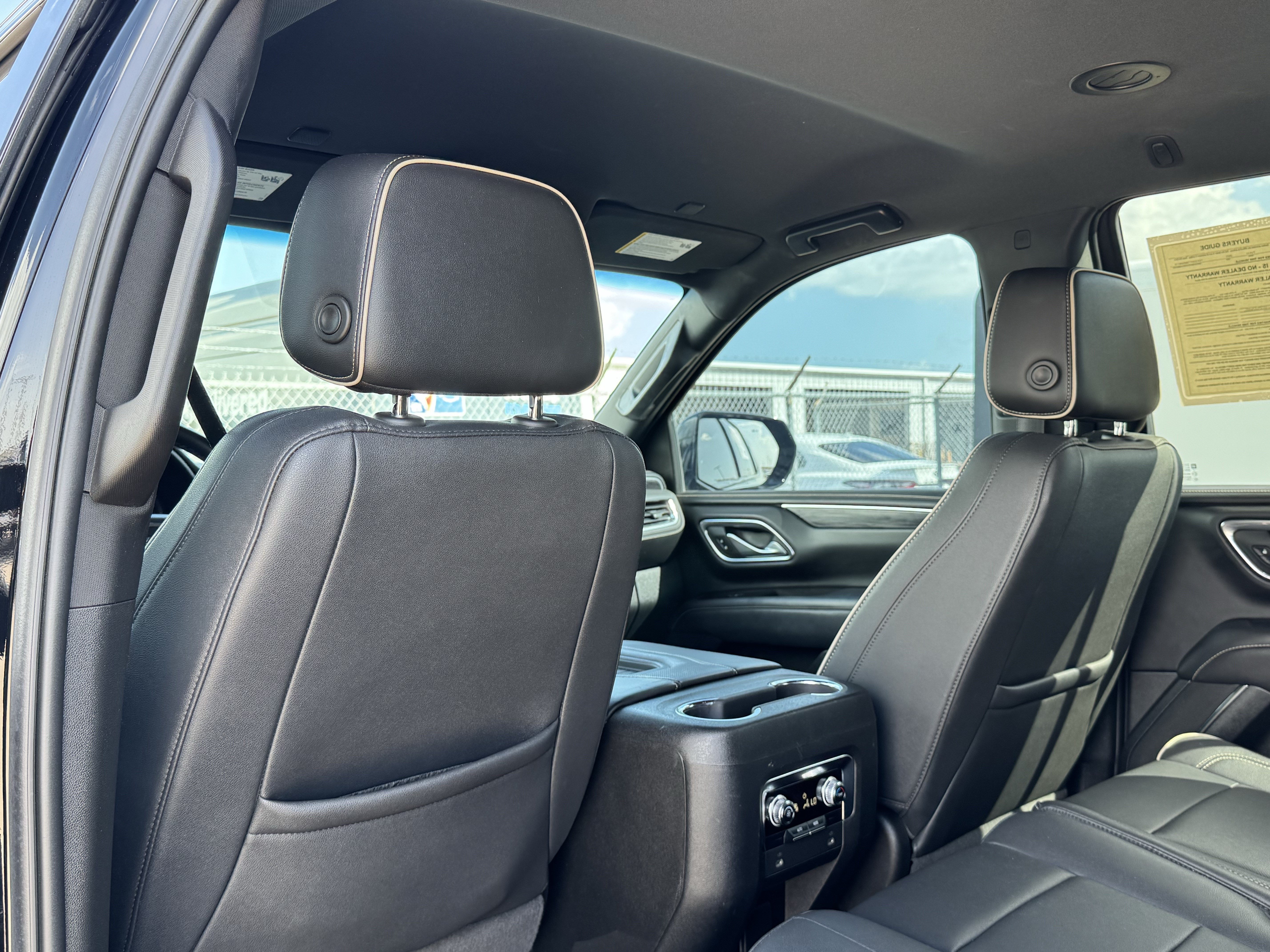 Used 2022 GMC Yukon SLT AWD/4WD image 21
