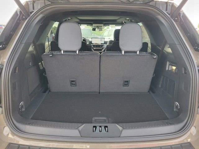 New 2026 Ford Explorer ST w/ Sun And Sound Package image 11