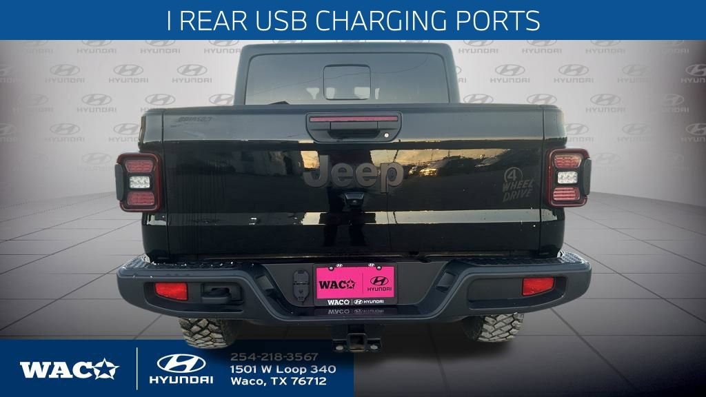 Used 2024 Jeep Gladiator Willys image 9