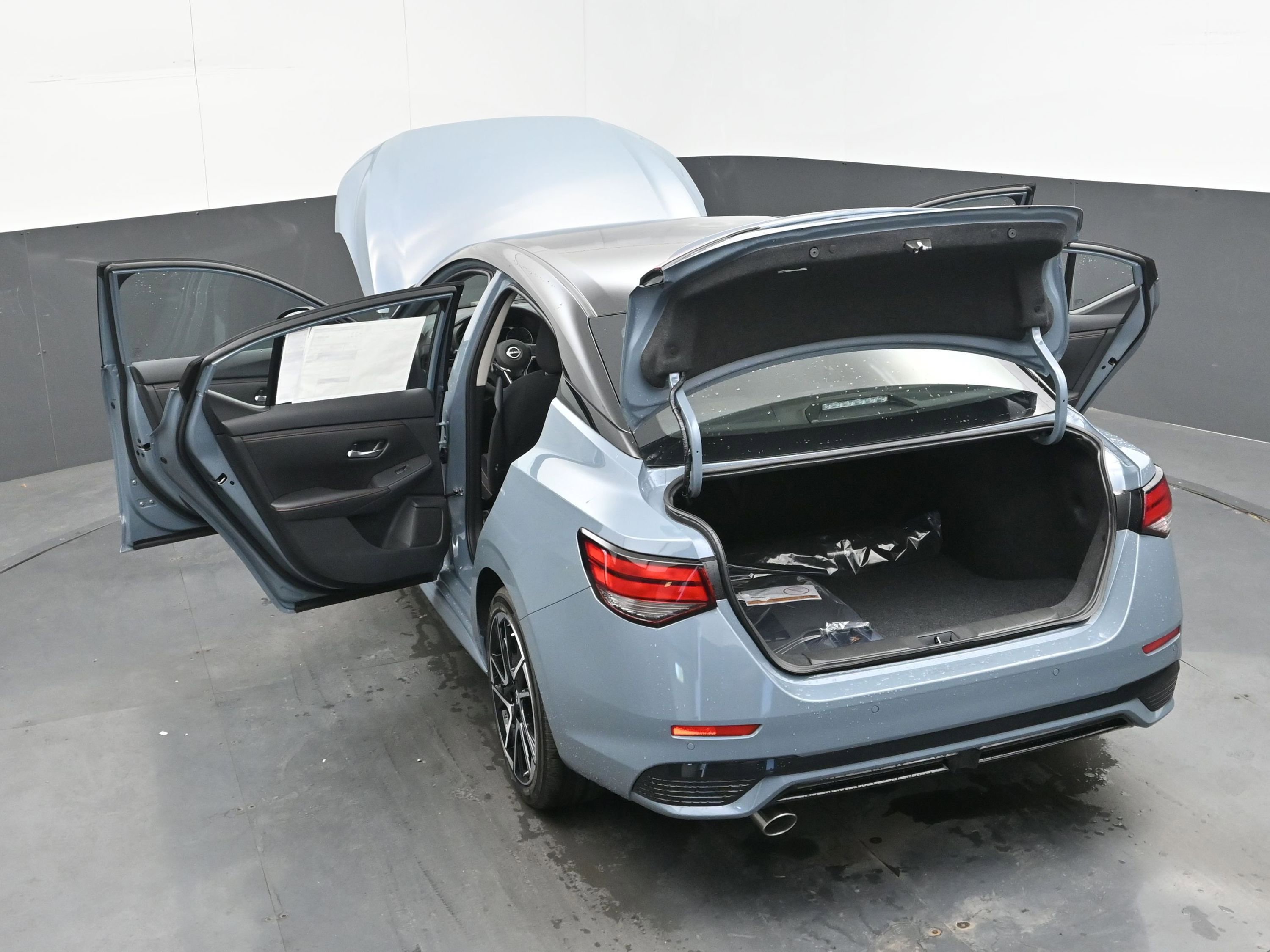 New 2025 Nissan Sentra SR image 43