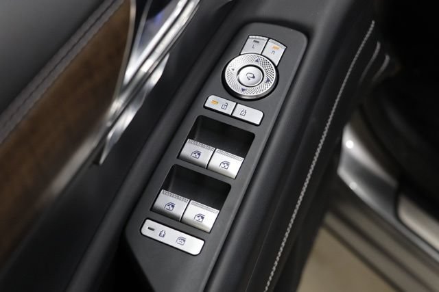 Used 2025 Genesis GV80 3.5T Prestige AWD/4WD image 20