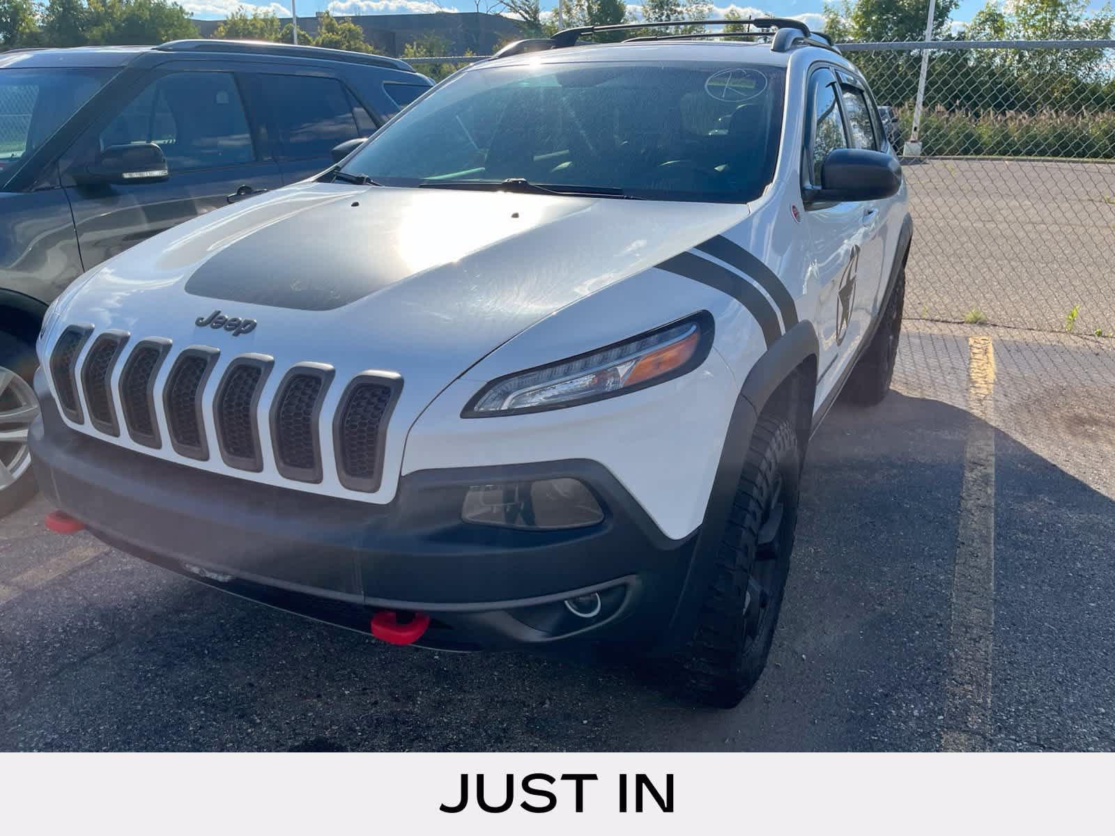 Used 2017 Jeep Cherokee Trailhawk w/ Comfort & Convenience Group