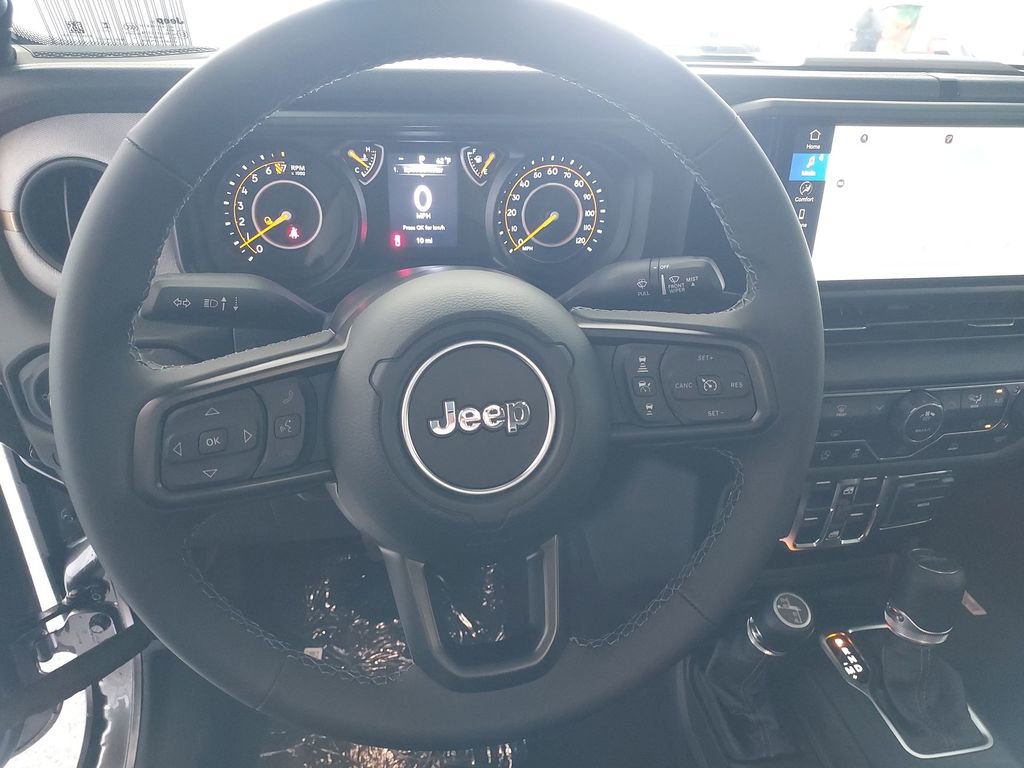 New 2025 Jeep Gladiator Sport image 20