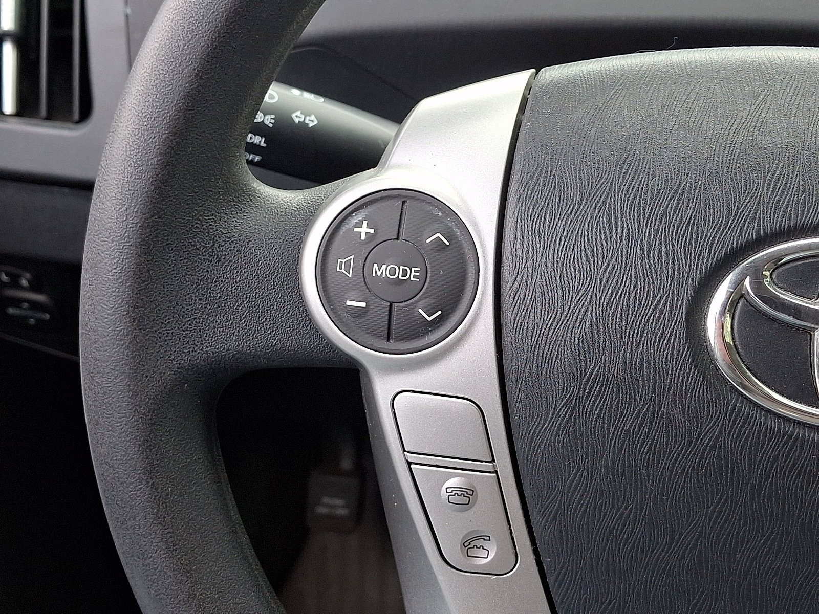 Used 2014 Toyota Prius Two FWD image 20