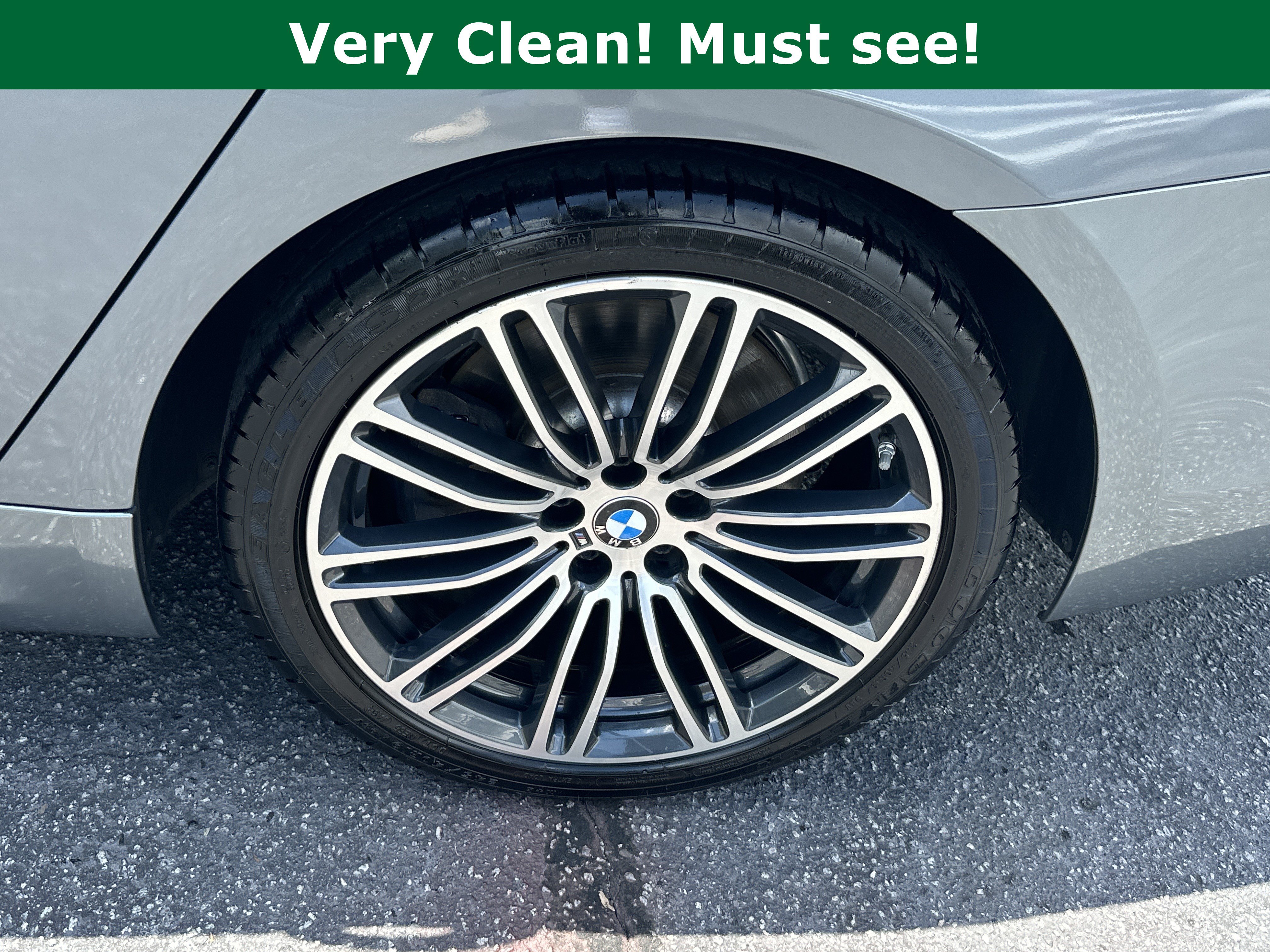 Used 2017 BMW 540i RWD image 23