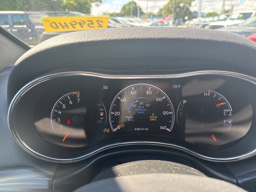 Used 2019 Jeep Grand Cherokee Laredo image 24