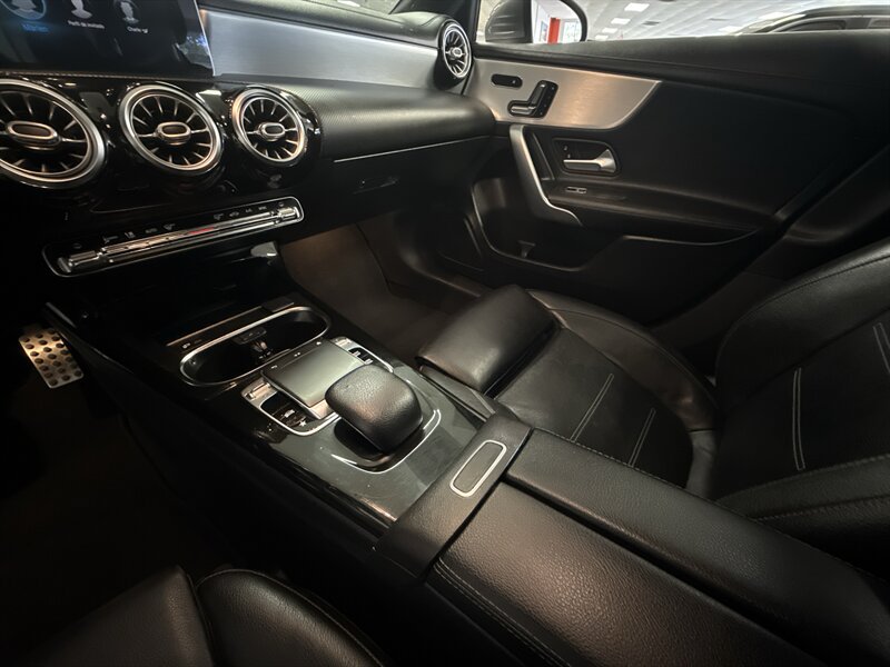 Used 2019 Mercedes-Benz A 220 w/ AMG Line image 32