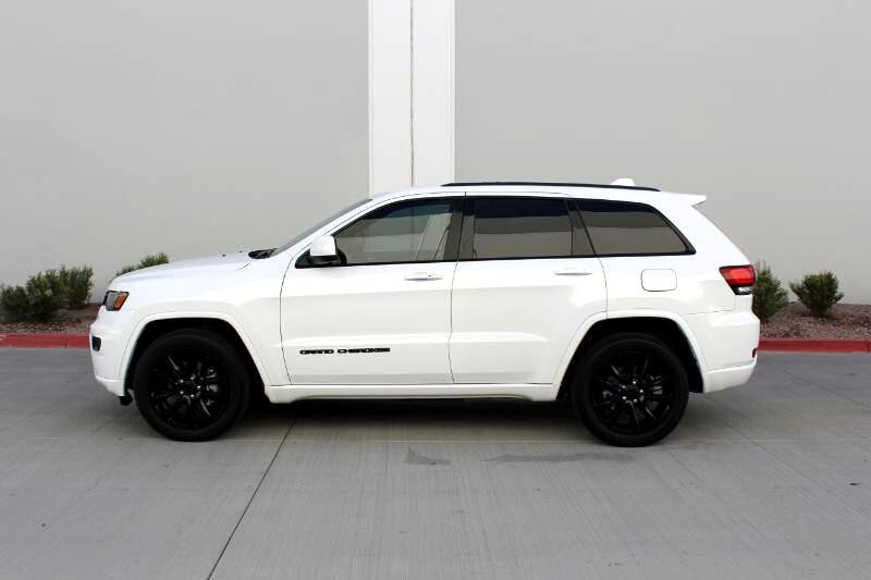 Used 2020 Jeep Grand Cherokee Altitude image 8