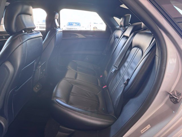 Used 2019 Lincoln MKZ Reserve AWD/4WD image 12