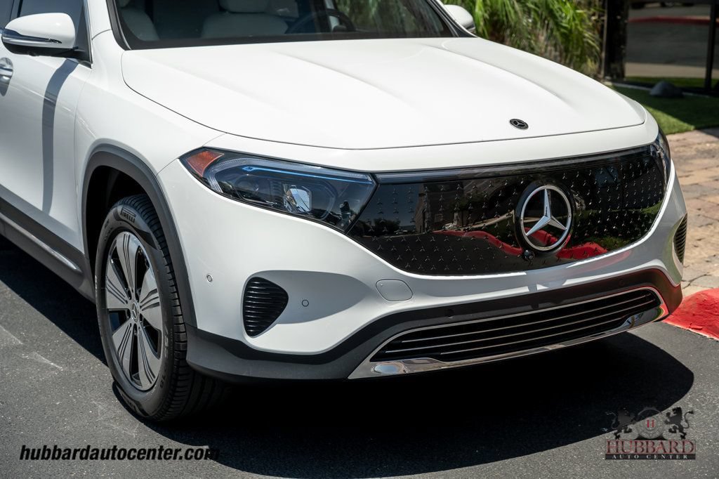 Used 2025 Mercedes-Benz EQB 250+ image 12