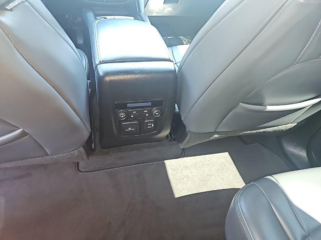 Used 2024 Buick Enclave Premium AWD/4WD image 24