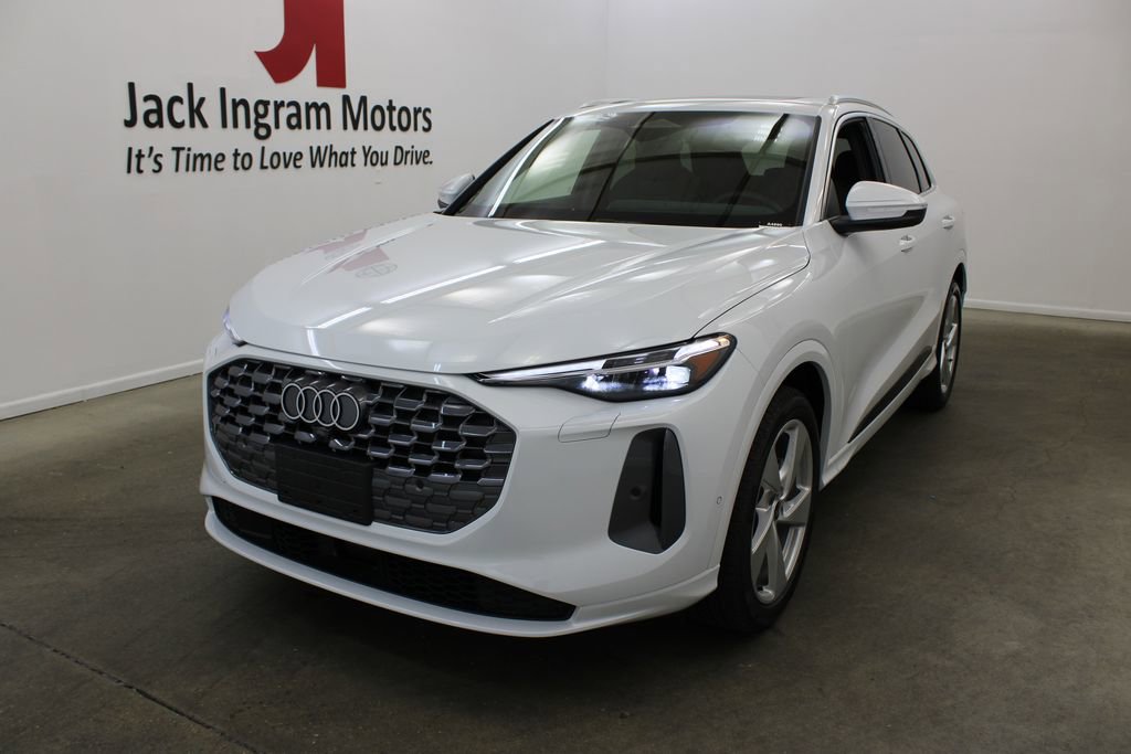 New 2025 Audi Q5 Prestige image 2