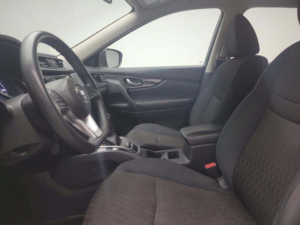 Used 2017 Nissan Rogue S FWD image 17
