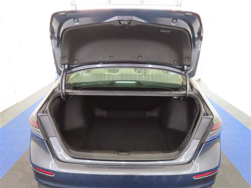 Used 2023 Honda Accord LX image 12