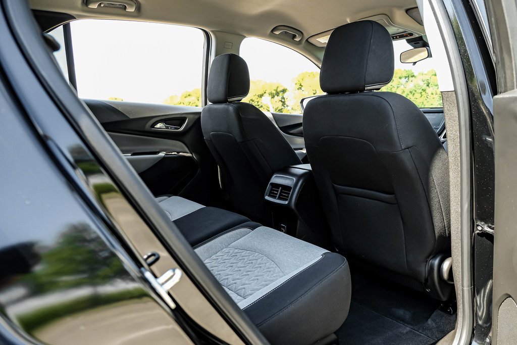 Used 2022 Chevrolet Equinox LS image 38