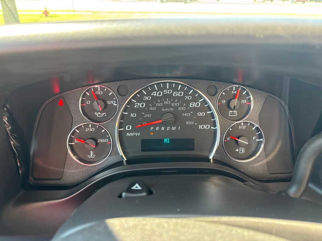 New 2026 Chevrolet Express 4500 w/ Power Convenience Package RWD image 7