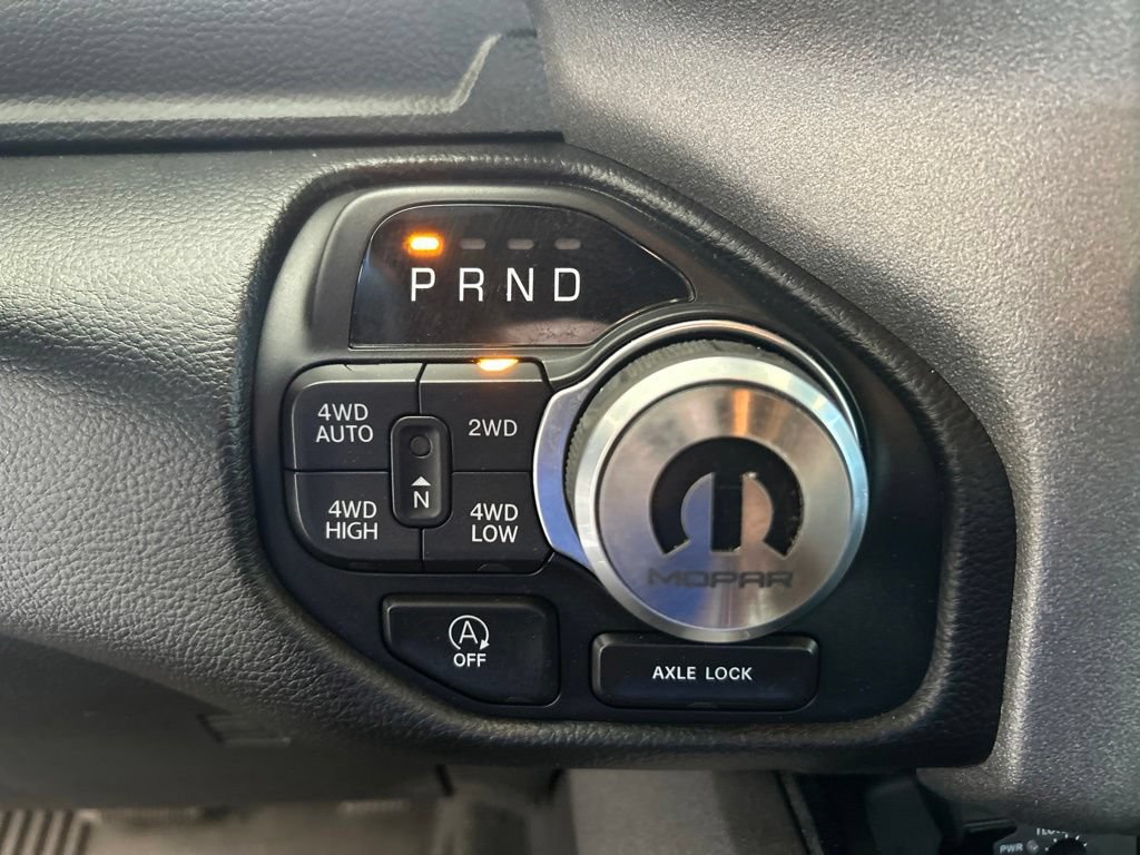 Used 2023 RAM 1500 Big Horn AWD/4WD image 9