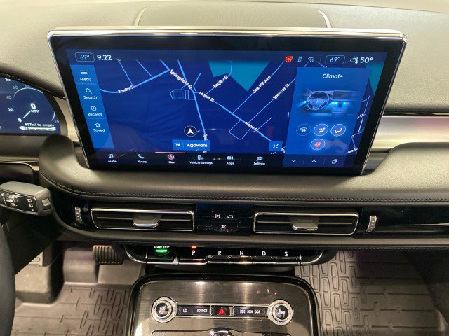 Certified 2023 Lincoln Nautilus Reserve w/ Monochromatic Package image 24