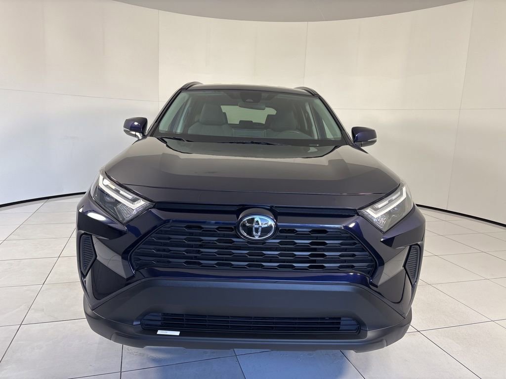 Used 2025 Toyota RAV4 XLE image 9