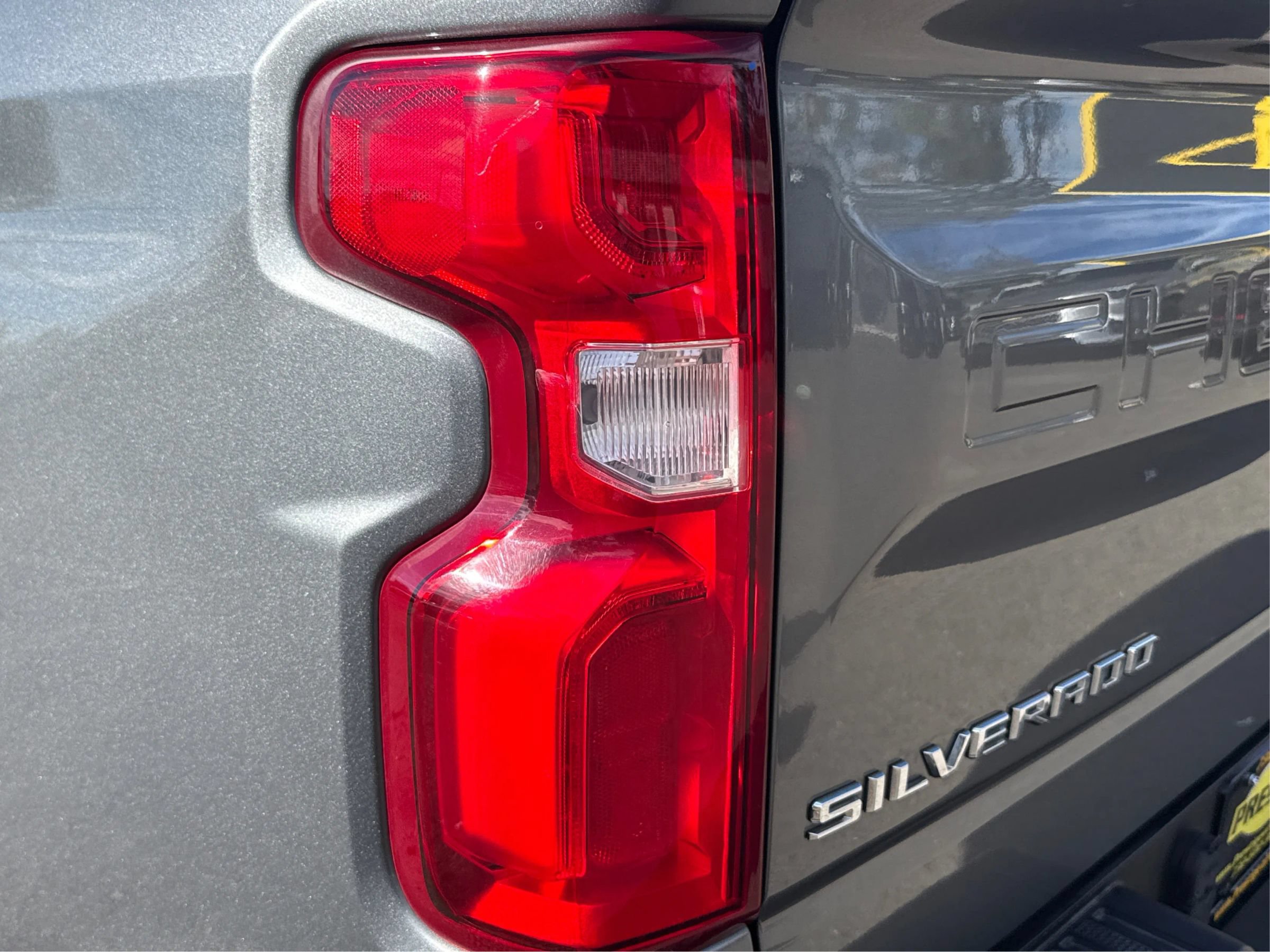 Used 2019 Chevrolet Silverado 1500 High Country w/ Technology Package AWD/4WD image 20