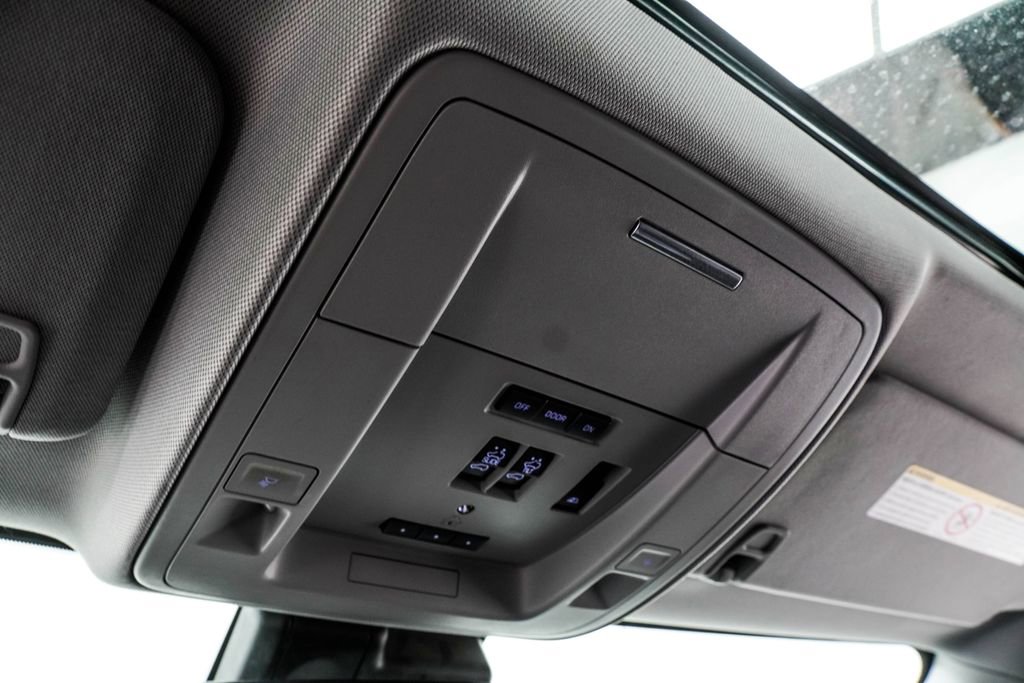 Used 2019 Chevrolet Silverado 3500 High Country w/ Duramax Plus Package image 30