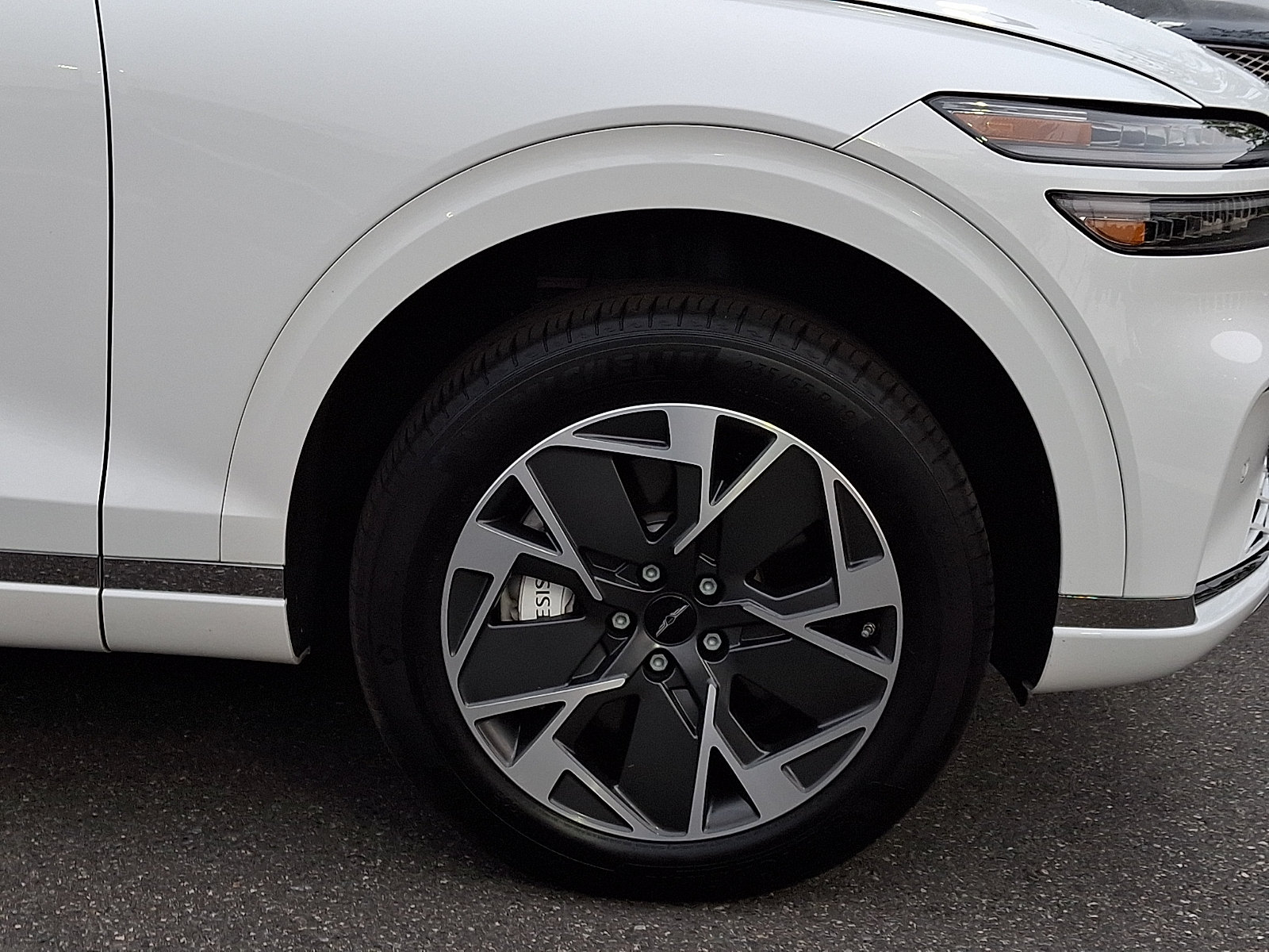 Certified 2026 Genesis Electrified GV70 AWD/4WD image 8