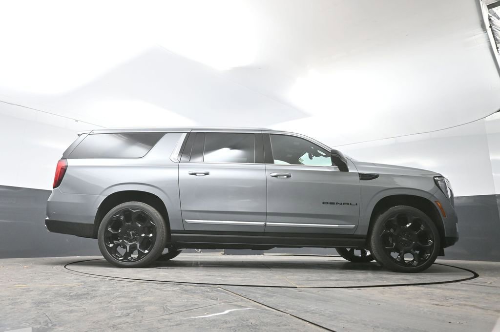 New 2026 GMC Yukon XL Denali w/ Denali Reserve Package image 50