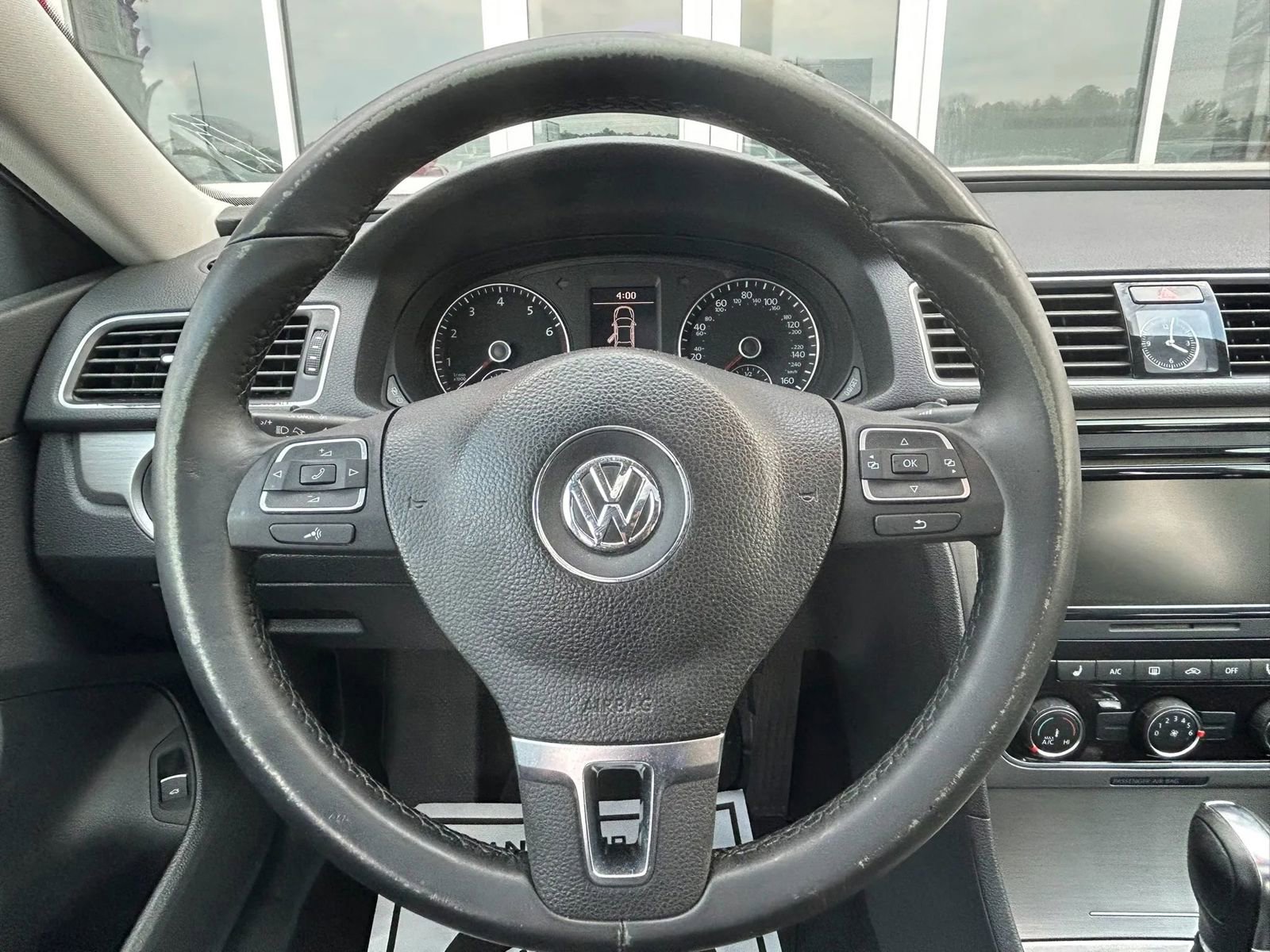 Used 2014 Volkswagen Passat 1.8T SE image 11