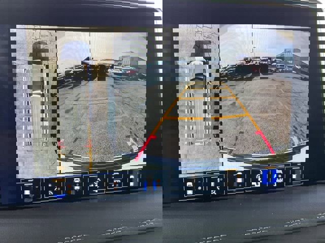 Used 2024 Chevrolet Tahoe Z71 w/ Luxury Package AWD/4WD image 2