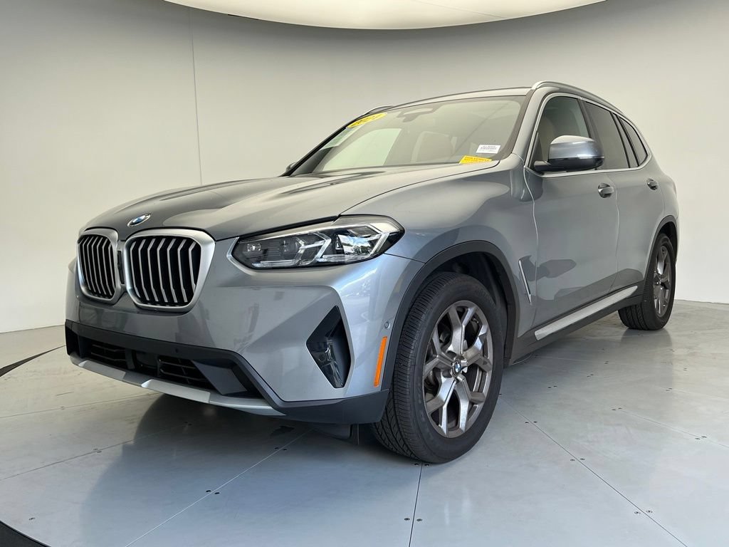 Certified 2024 BMW X3 sDrive30i w/ Premium Package RWD image 2