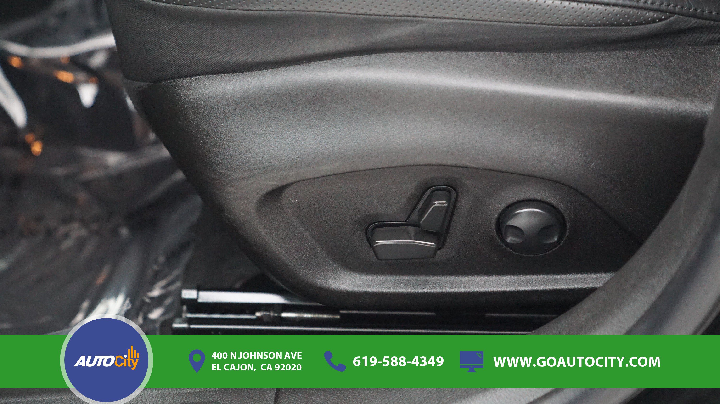 Used 2022 Jeep Renegade Limited AWD/4WD image 16