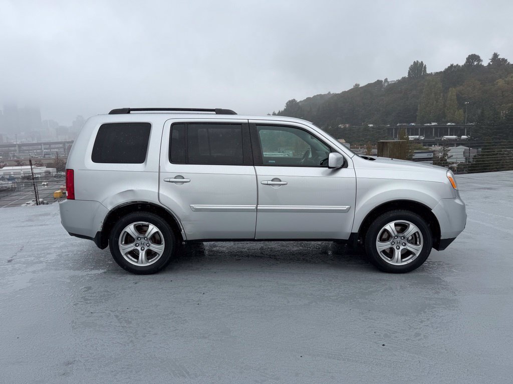 Used 2014 Honda Pilot EX-L image 2