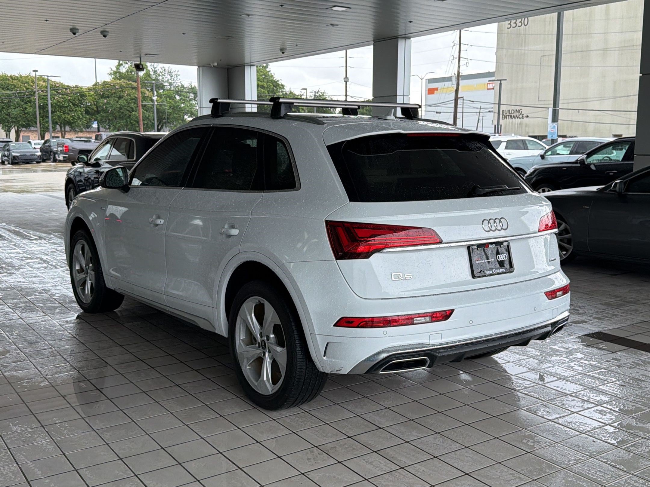 Certified 2023 Audi Q5 2.0T Premium Plus w/ Premium Plus Package AWD/4WD image 3