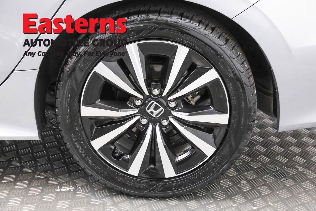 Used 2022 Honda Civic EX image 32