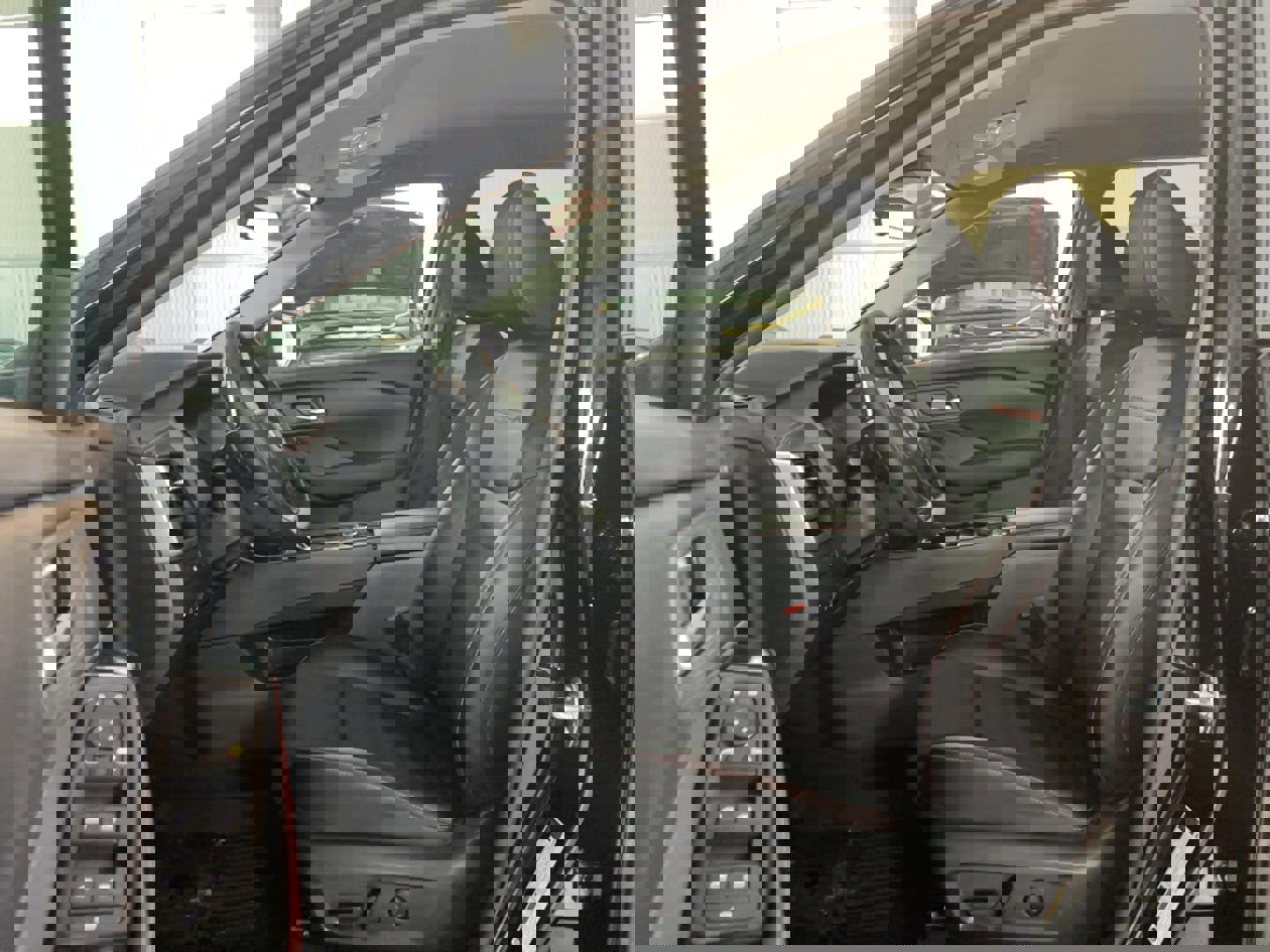 Used 2025 Nissan Rogue SV image 13