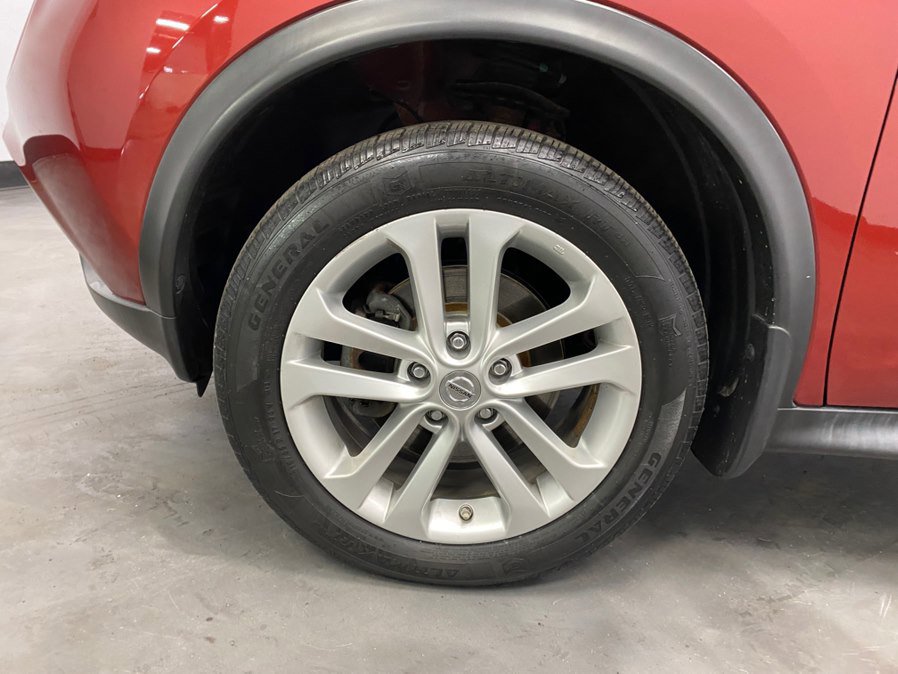 Used 2015 Nissan Juke SV w/ Technology Package image 19