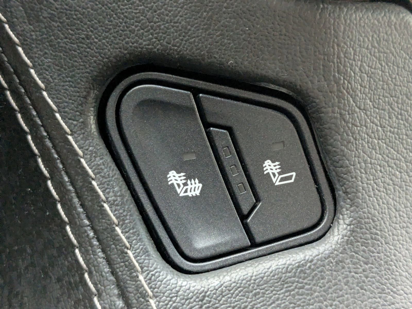 Used 2016 Chevrolet Tahoe LT image 29