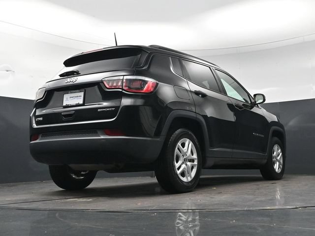 Used 2018 Jeep Compass Sport FWD image 33
