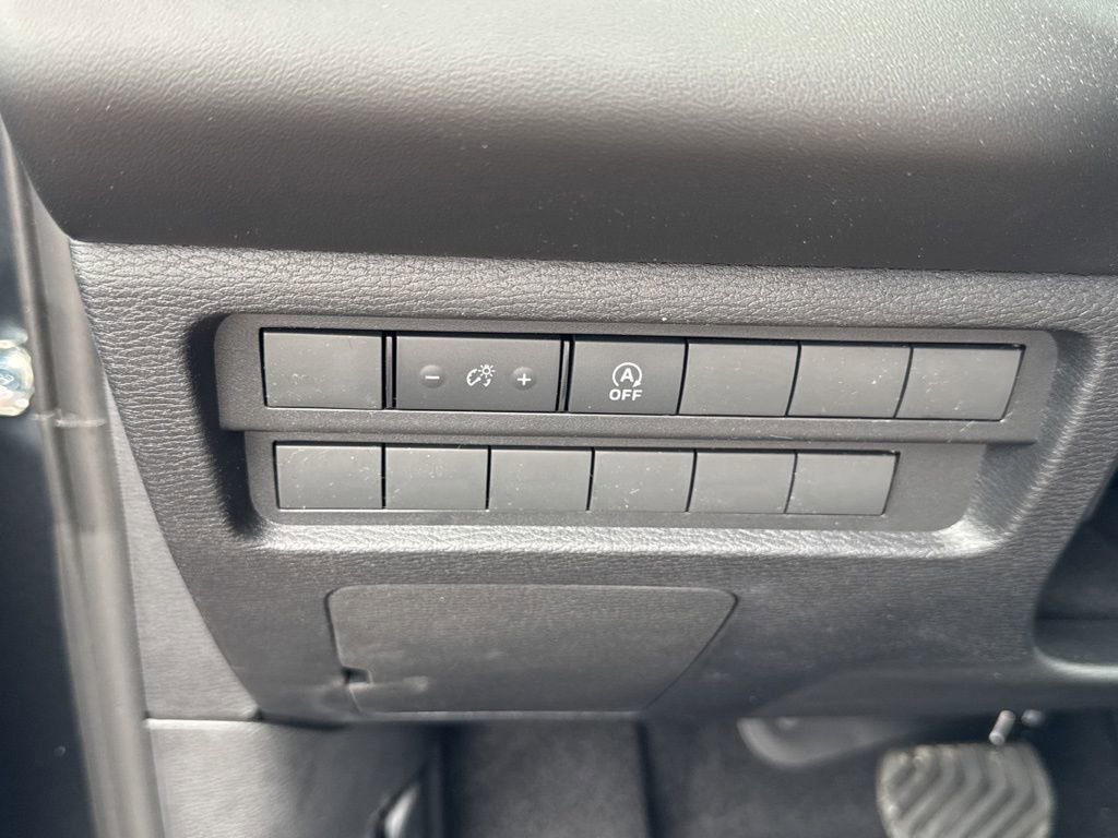 New 2026 Mitsubishi Outlander LE FWD image 19