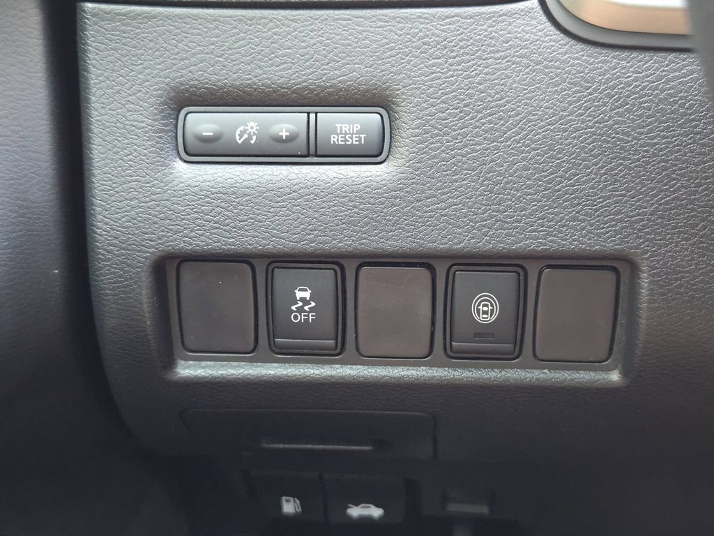 Used 2021 Nissan Murano S FWD image 24