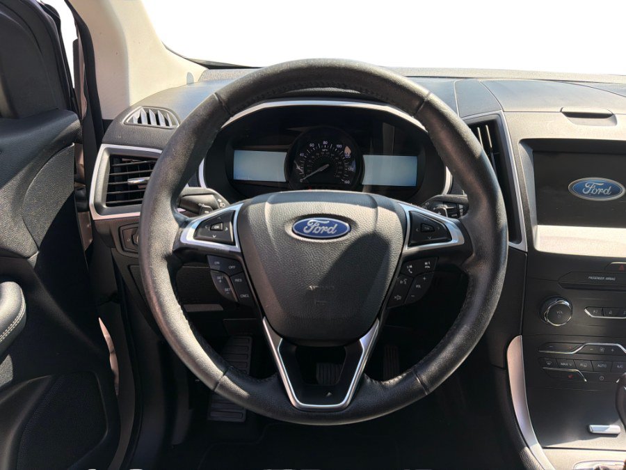 Used 2018 Ford Edge SEL w/ Equipment Group 201A FWD image 17