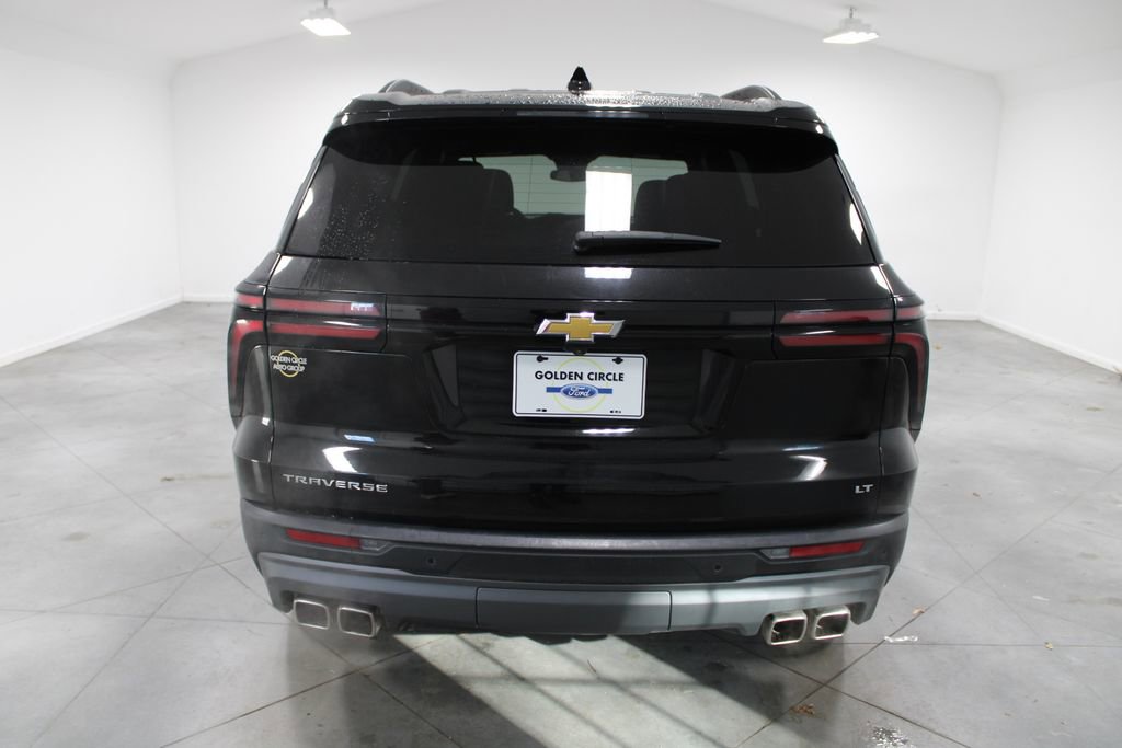 Used 2024 Chevrolet Traverse LT image 8