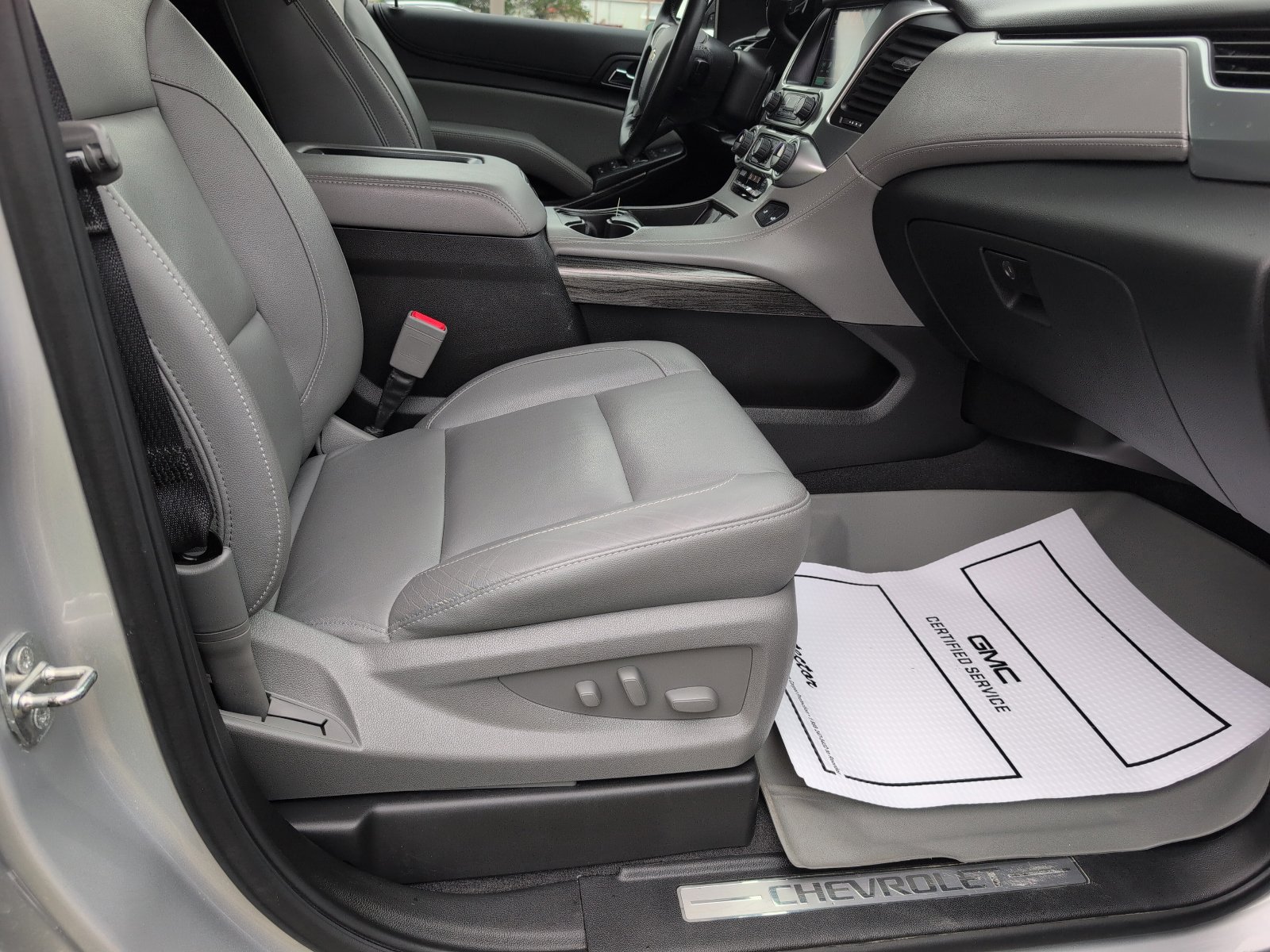 Used 2020 Chevrolet Tahoe LT RWD image 8