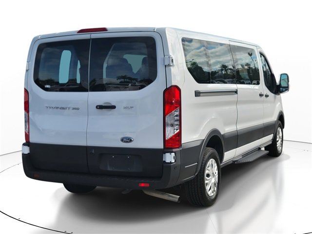 Used 2023 Ford Transit 350 XLT image 4