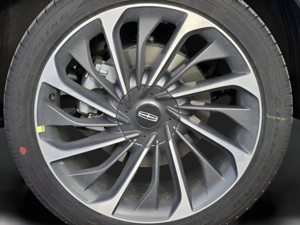 Used 2025 Lincoln Aviator Reserve w/ Equipment Group 201A image 22